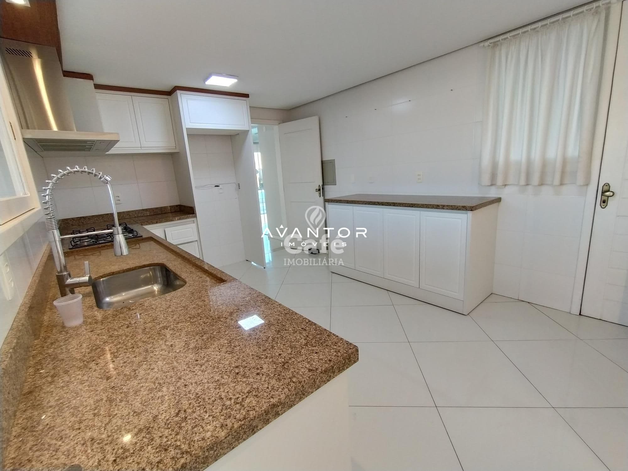 Casa com 4 quartos à venda em Tomazetti, Santa Maria/RS — foto 22 de 33