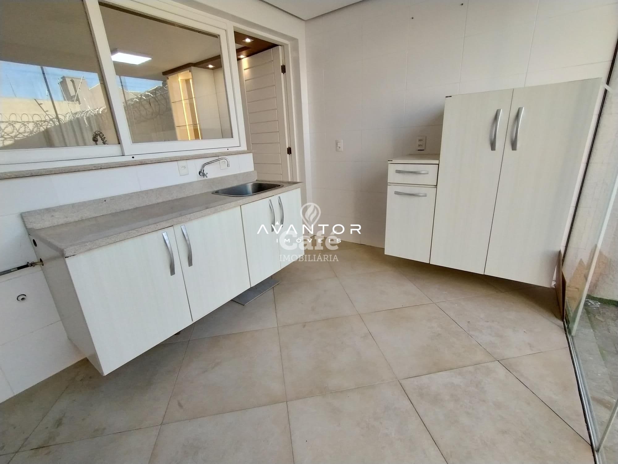 Casa com 4 quartos à venda em Tomazetti, Santa Maria/RS — foto 23 de 33