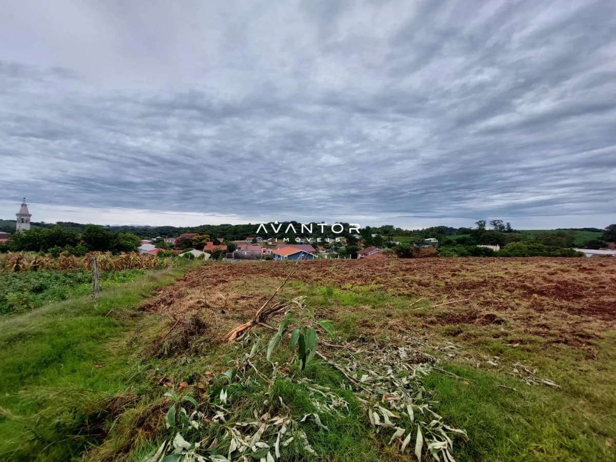 Terreno com vista para localidade — Terreno à venda em Silveira Martins, Silveira Martins/RS