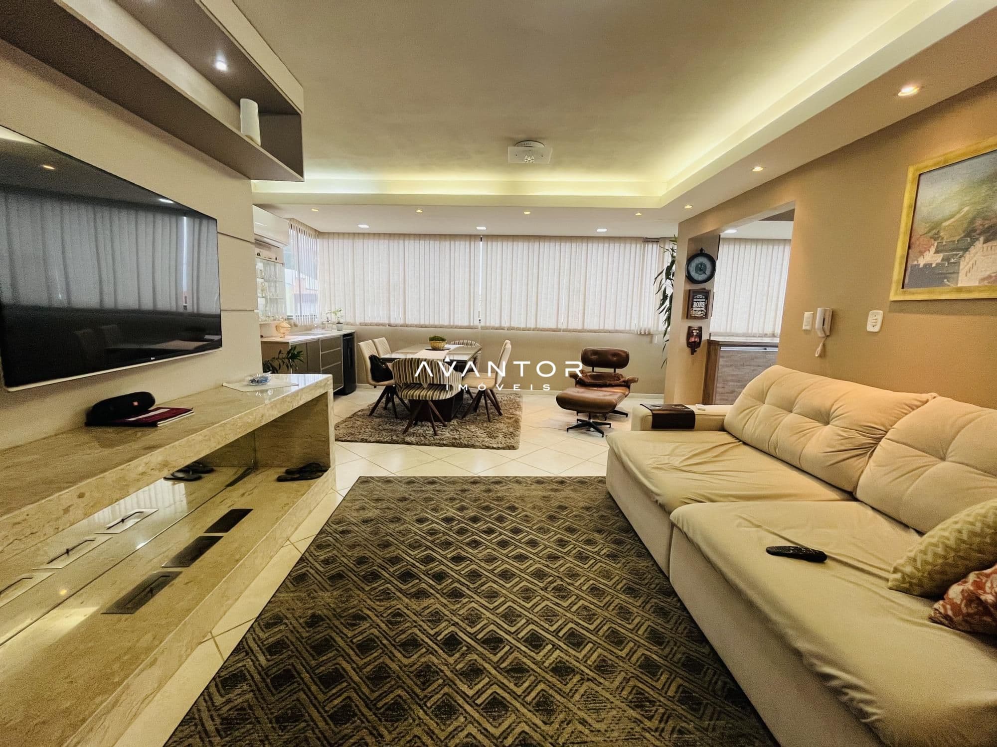 Apartamento com 3 quartos à venda no Edifício Ana, em Nossa Senhora Medianeira, Santa Maria/RS — foto 2 de 16