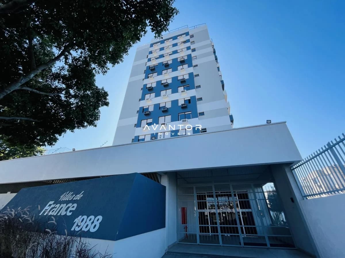 Fachada do prédio com entrada — Apartamento com 3 quartos à venda em Nossa Senhora de Fátima, Santa Maria/RS