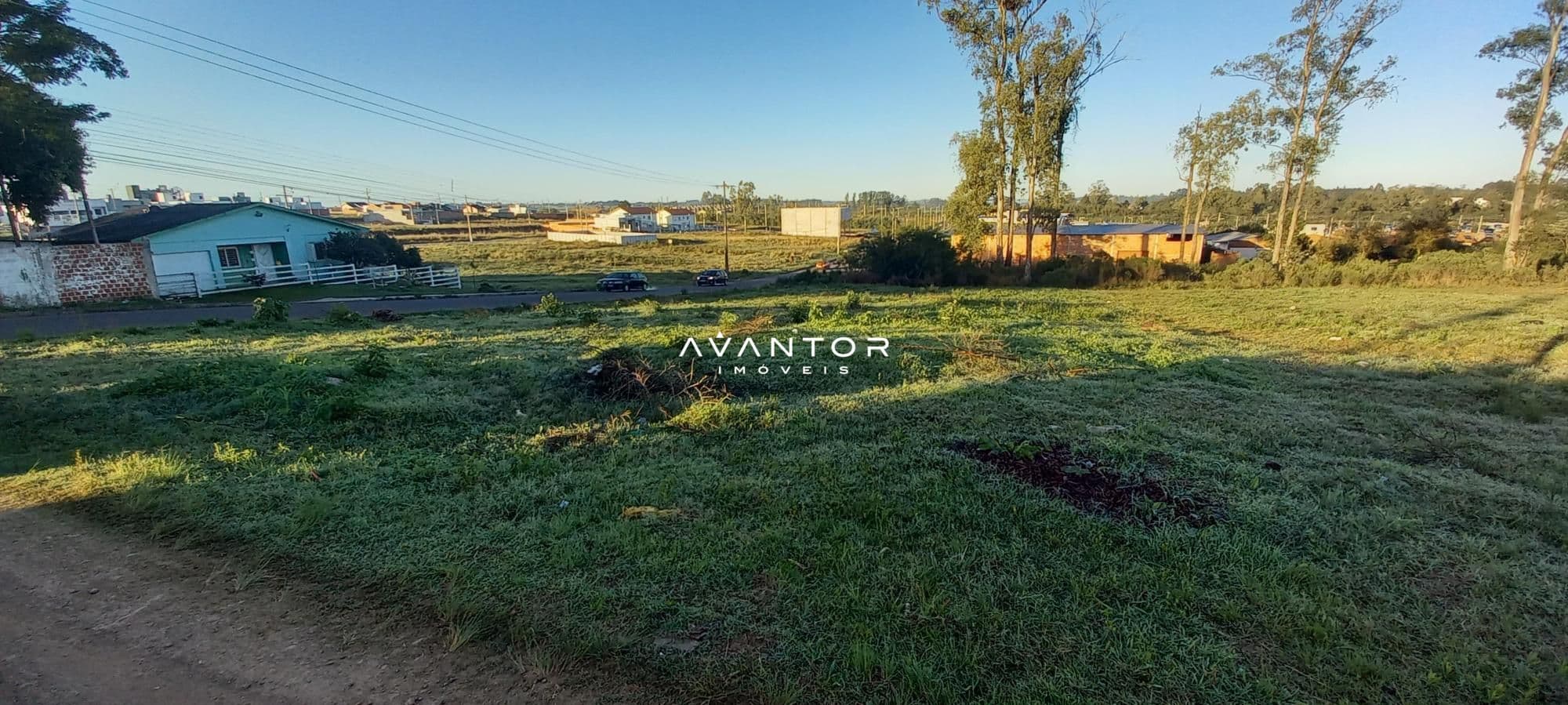 Terreno com vista para área rural — Terreno à venda em Tomazetti, Santa Maria/RS