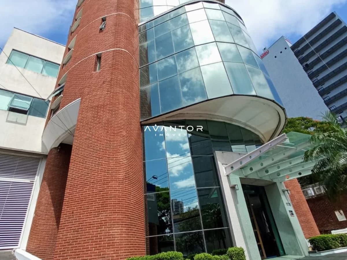 Fachada do prédio com entrada — Sala Comercial com 1 sala para alugar no Condomínio Icardio, em Centro, Santa Maria/RS