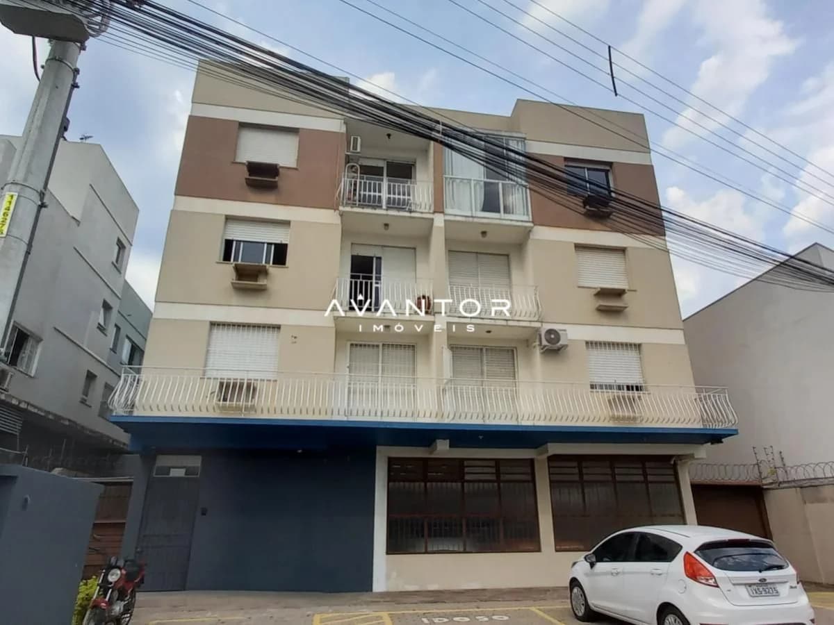 Fachada do prédio com garagem — Apartamento com 2 quartos à venda no Edifício Nogueira, em Km 3, Santa Maria/RS