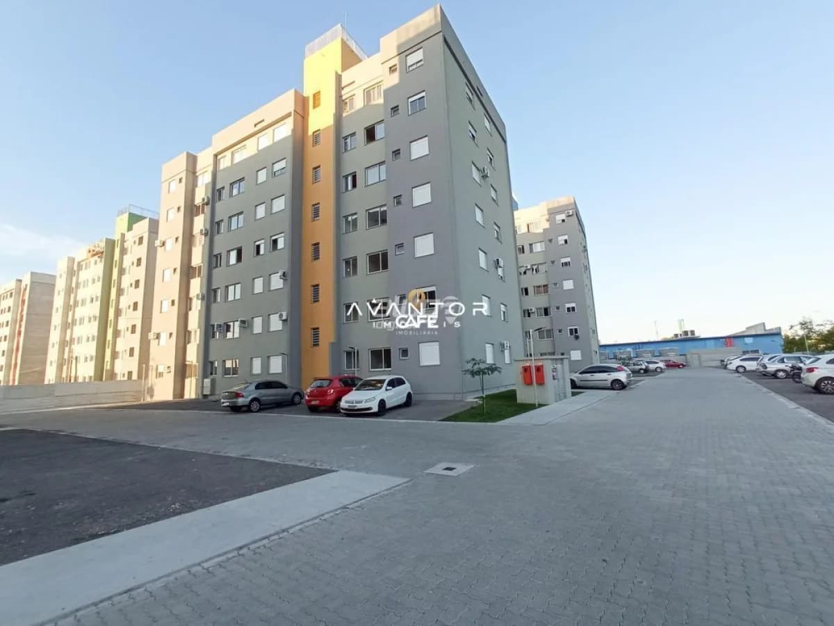 Fachada do prédio com estacionamento — Apartamento com 2 quartos à venda em Patronato, Santa Maria/RS