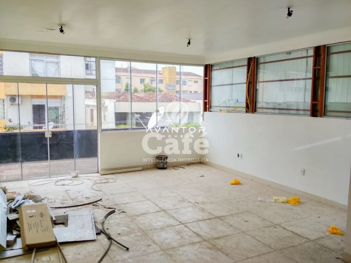Sala comercial com excelente localização no Centro de Santa Maria-RS — Sala Comercial para alugar em Nossa Senhora de Fátima, Santa Maria/RS