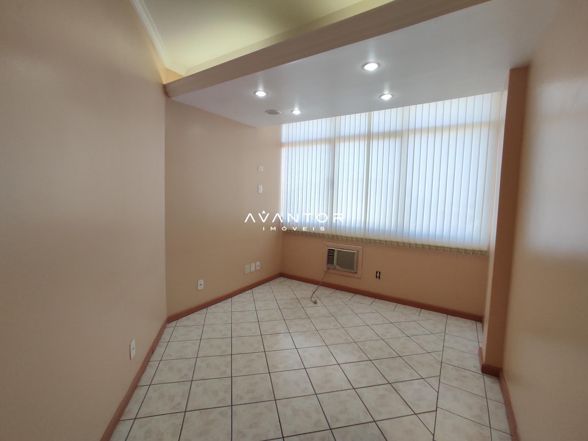 Sala Comercial com 3 salas à venda no Edifício São Silvestre, em Centro, Santa Maria/RS — foto 3 de 7