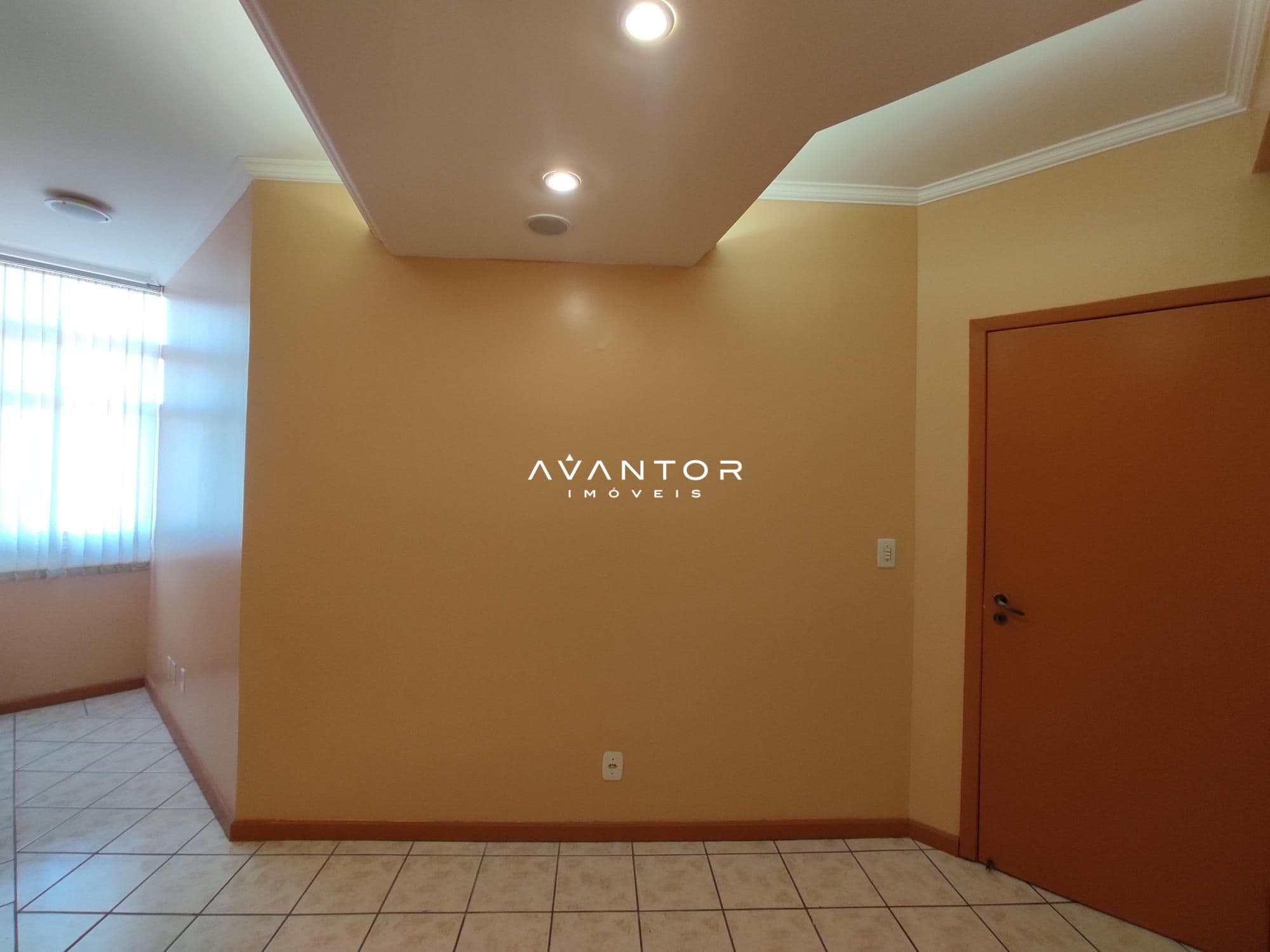 Sala Comercial com 3 salas à venda no Edifício São Silvestre, em Centro, Santa Maria/RS — foto 4 de 7