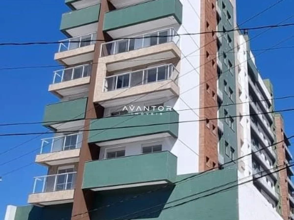 Fachada do prédio com sacadas — Apartamento com 2 quartos à venda em Nossa Senhora de Lourdes, Santa Maria/RS