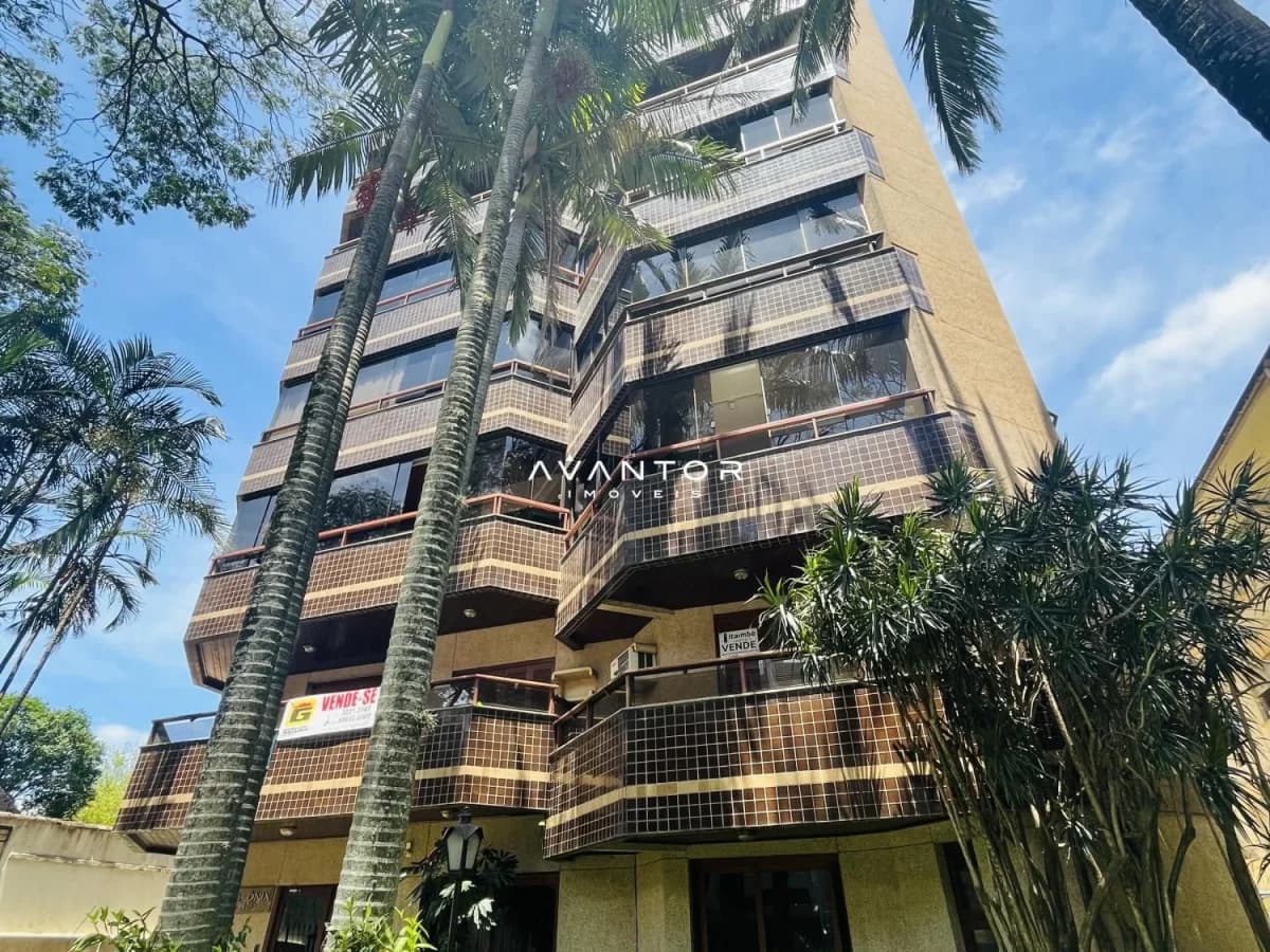 Fachada do prédio com sacadas — Edifício Onix, Nossa Senhora de Fátima, Santa Maria/RS