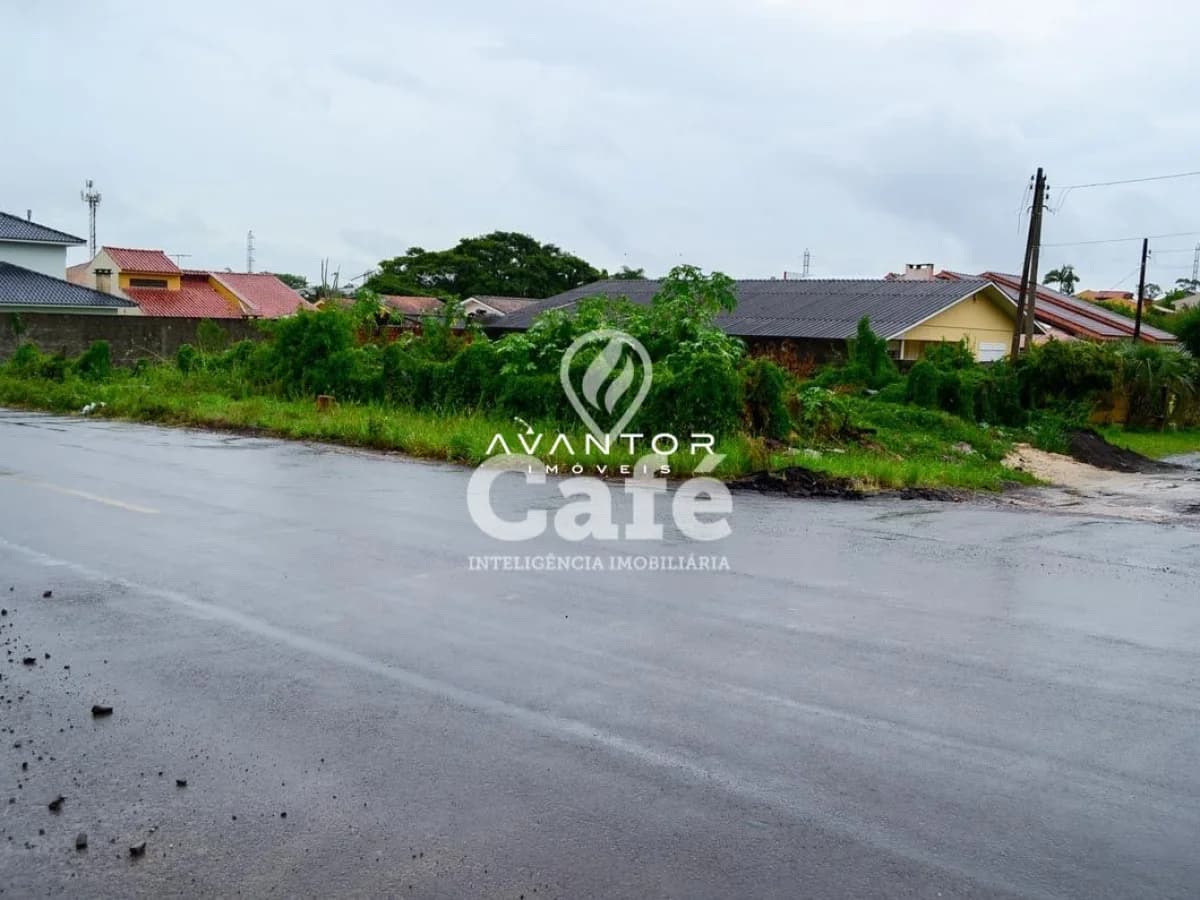 Terreno com vista para residências vizinhas — Terreno à venda em Dom Antônio Reis, Santa Maria/RS