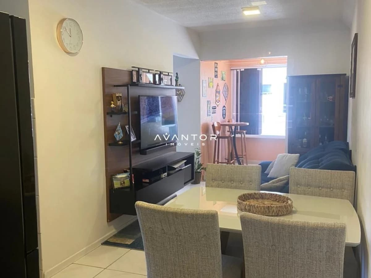 Sala de estar integrada à cozinha — Apartamento com 2 quartos à venda no Residencial Bella Morada, em Bonfim, Santa Maria/RS