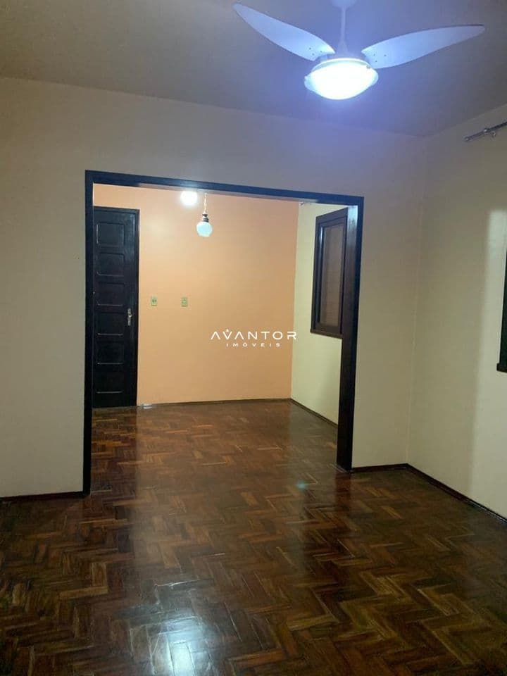 Apartamento com 4 quartos à venda em Carolina, Santa Maria/RS — foto 3 de 10