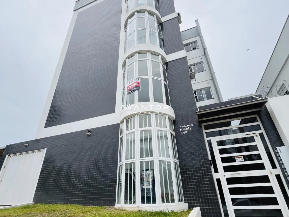 Fachada do prédio com entrada principal — Apartamento com 2 quartos à venda em Dom Antônio Reis, Santa Maria/RS