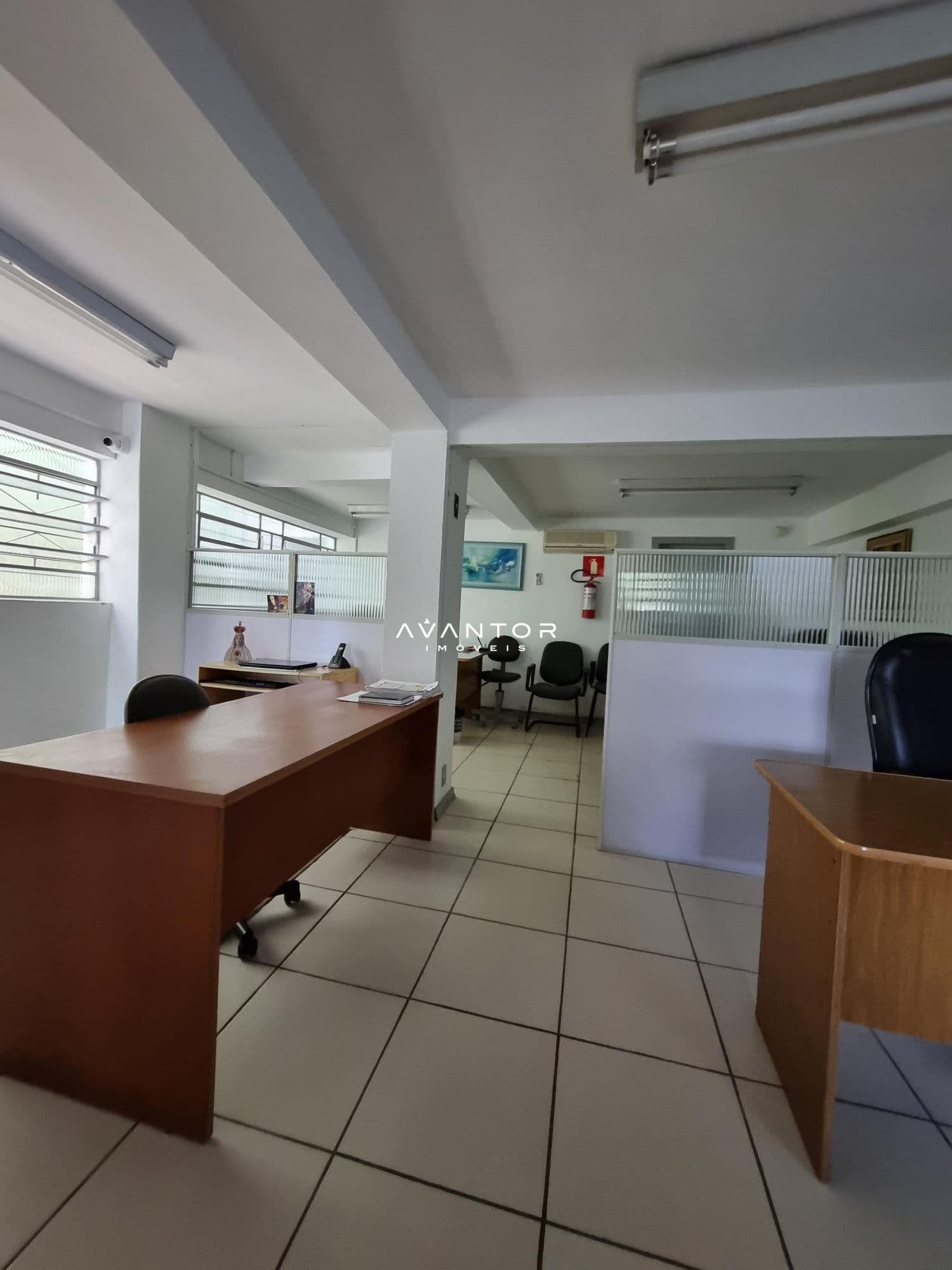 Casa Comercial com 6 salas à venda em Centro, Santa Maria/RS — foto 3 de 7