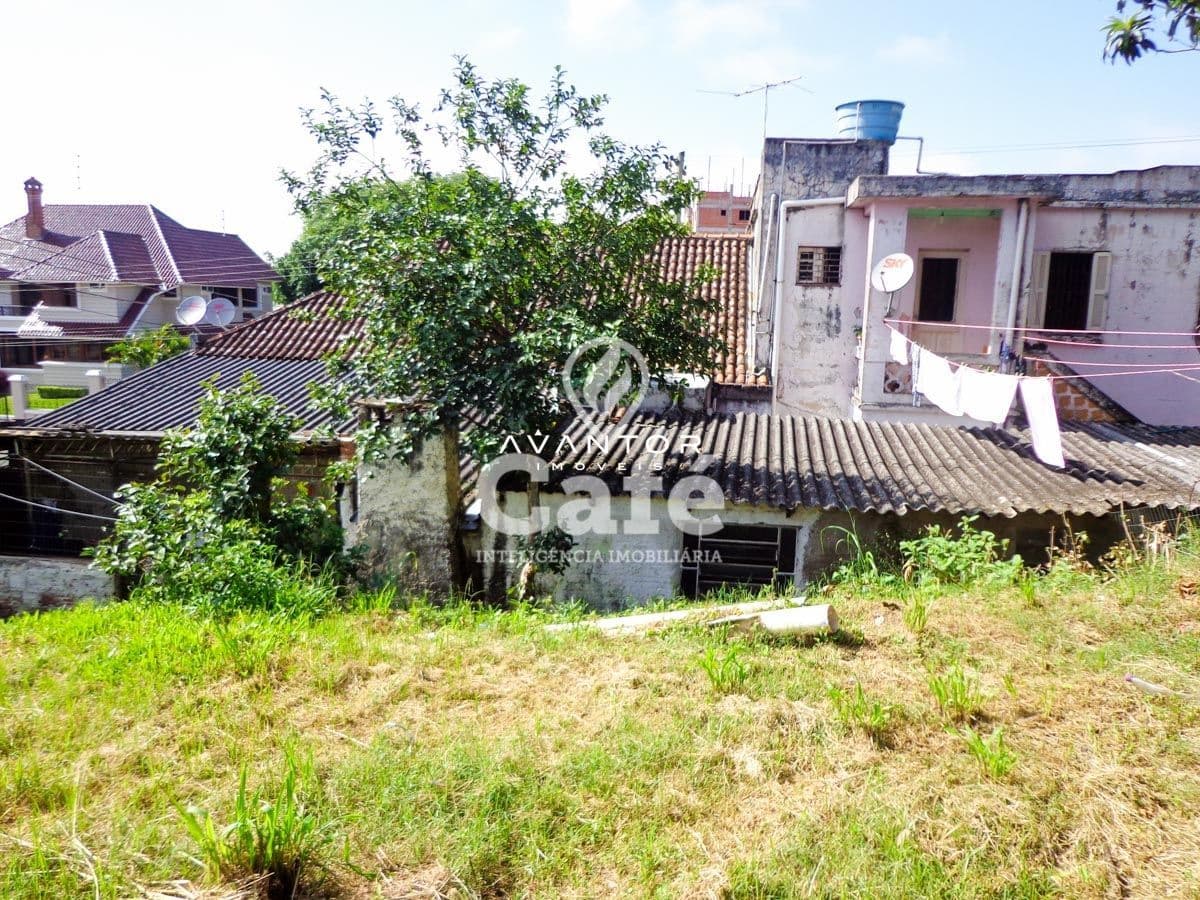 Casa de esquina. Exclusiva com projeto diferenciado — Casa com 8 quartos à venda em Presidente João Goulart, Santa Maria/RS