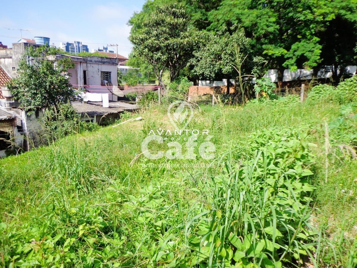 Casa de esquina. Exclusiva com projeto diferenciado — Casa com 8 quartos à venda em Presidente João Goulart, Santa Maria/RS