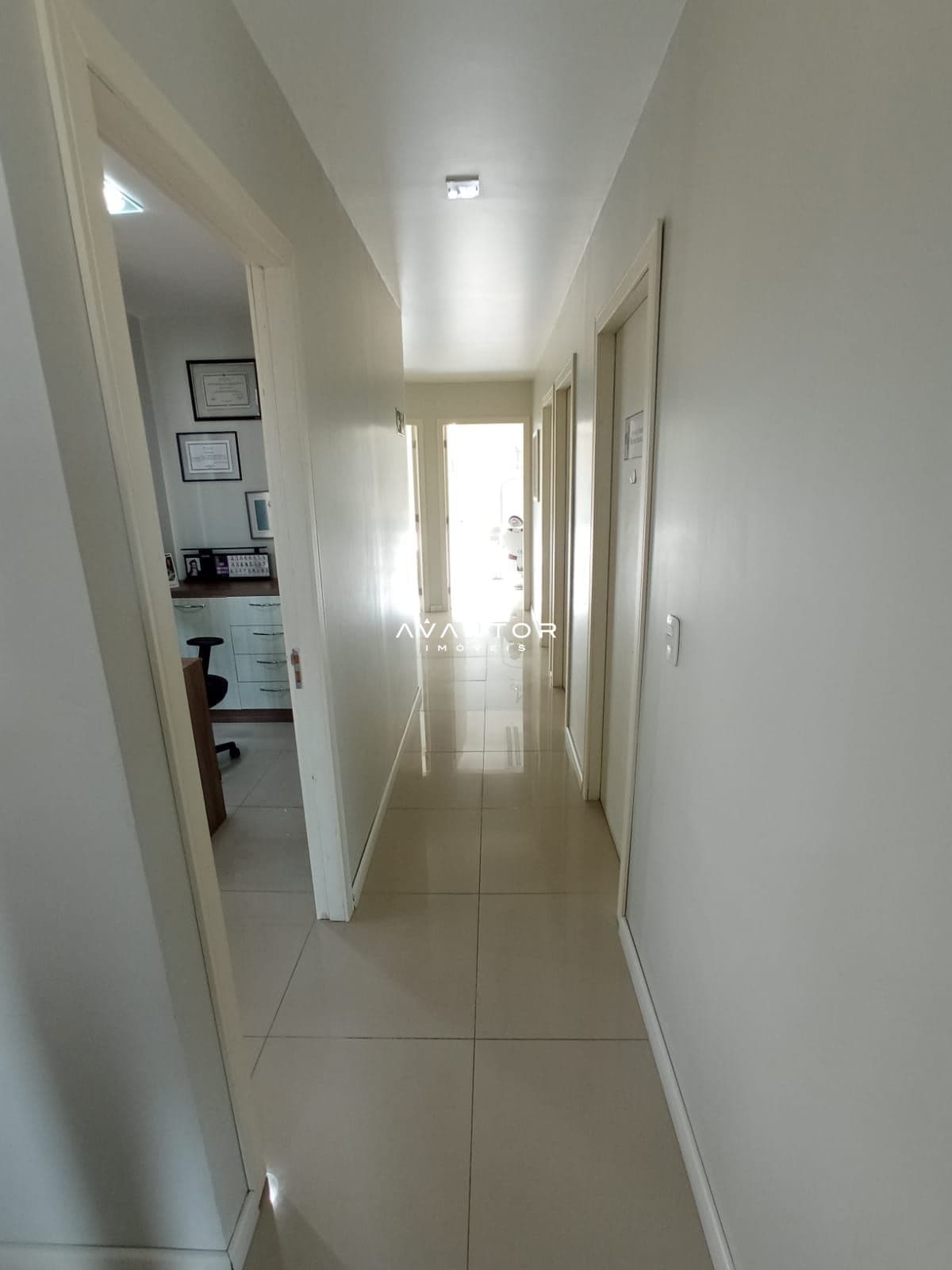 Sala Comercial com 4 salas para alugar no Edifício das Clínicas, em Centro, Santa Maria/RS — foto 5 de 13