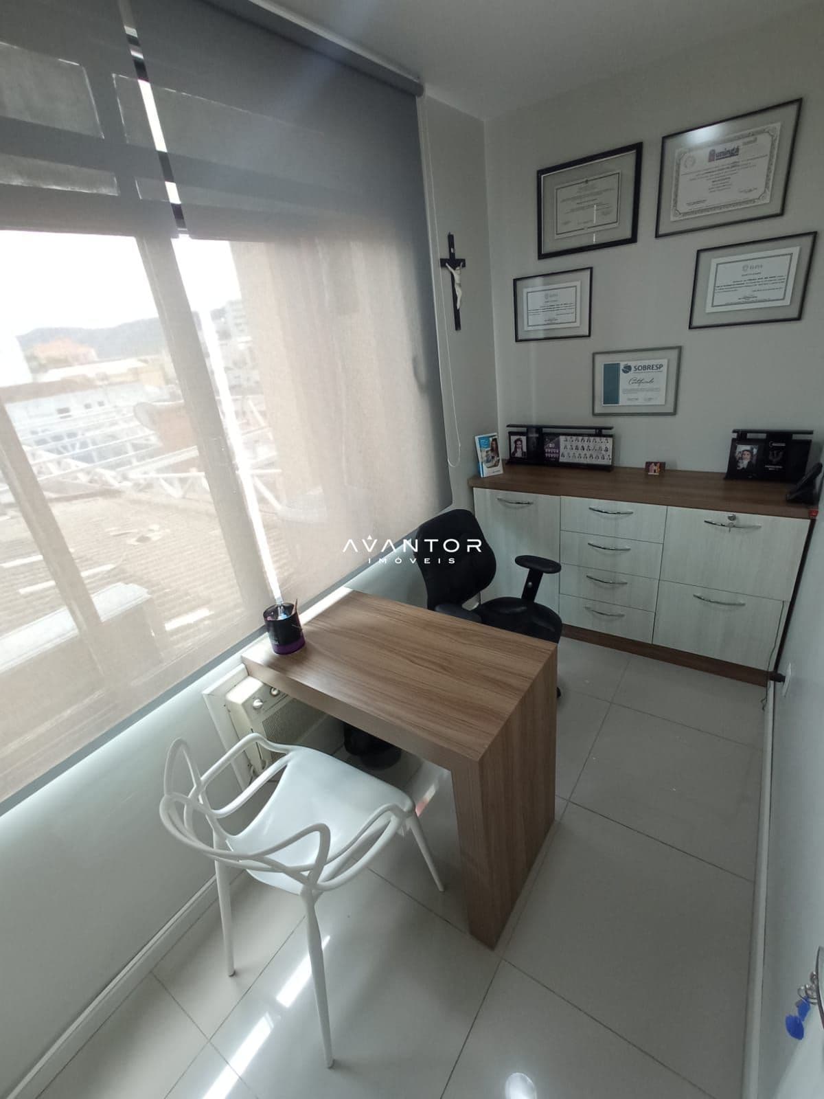 Sala Comercial com 4 salas para alugar no Edifício das Clínicas, em Centro, Santa Maria/RS — foto 7 de 13