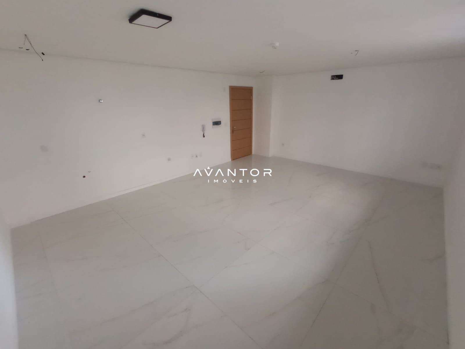 Sala Comercial com 1 sala para alugar no Residencial Espírito Santo, em Centro, Santa Maria/RS — foto 4 de 5