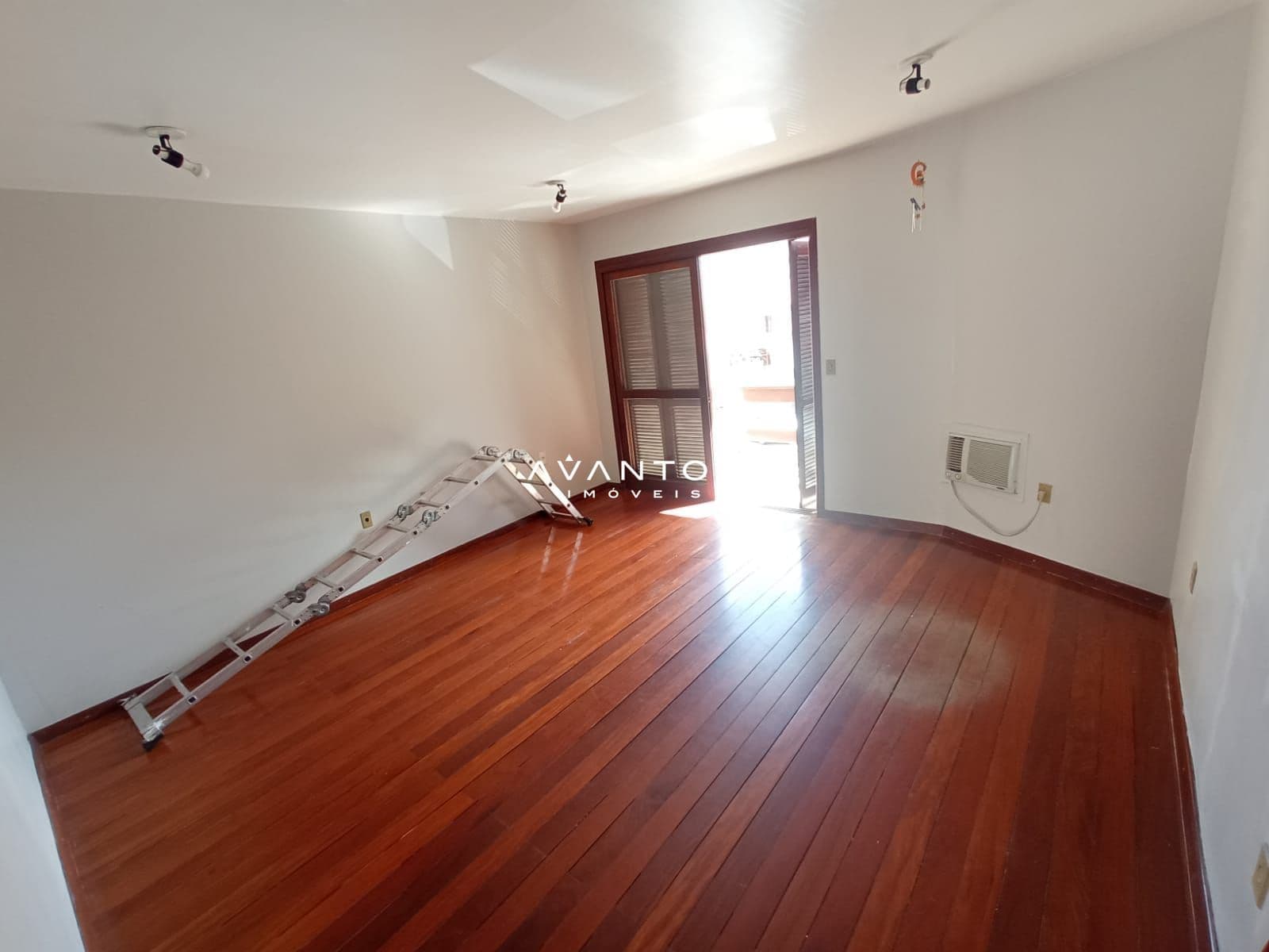 Casa com 4 quartos à venda em Nossa Senhora do Rosário, Santa Maria/RS — foto 18 de 39
