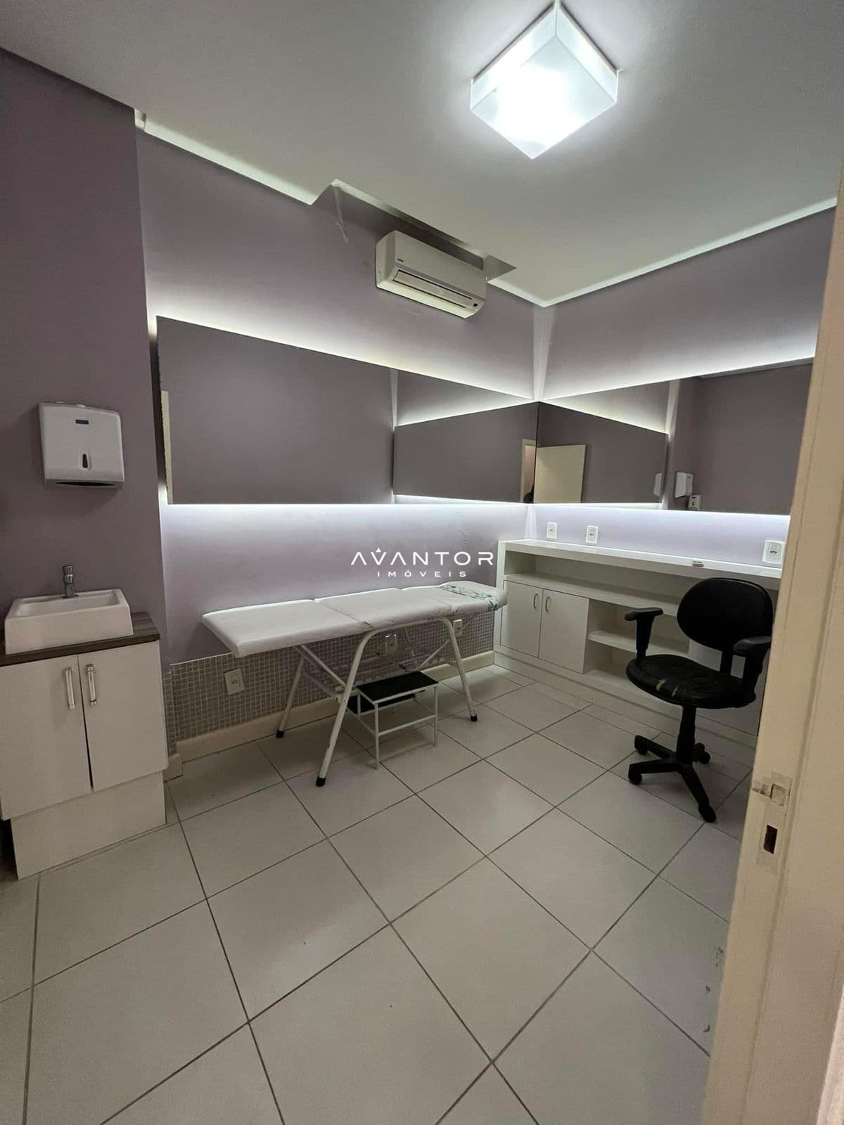 Sala Comercial com 5 salas para alugar em Centro, Santa Maria/RS — foto 4 de 8