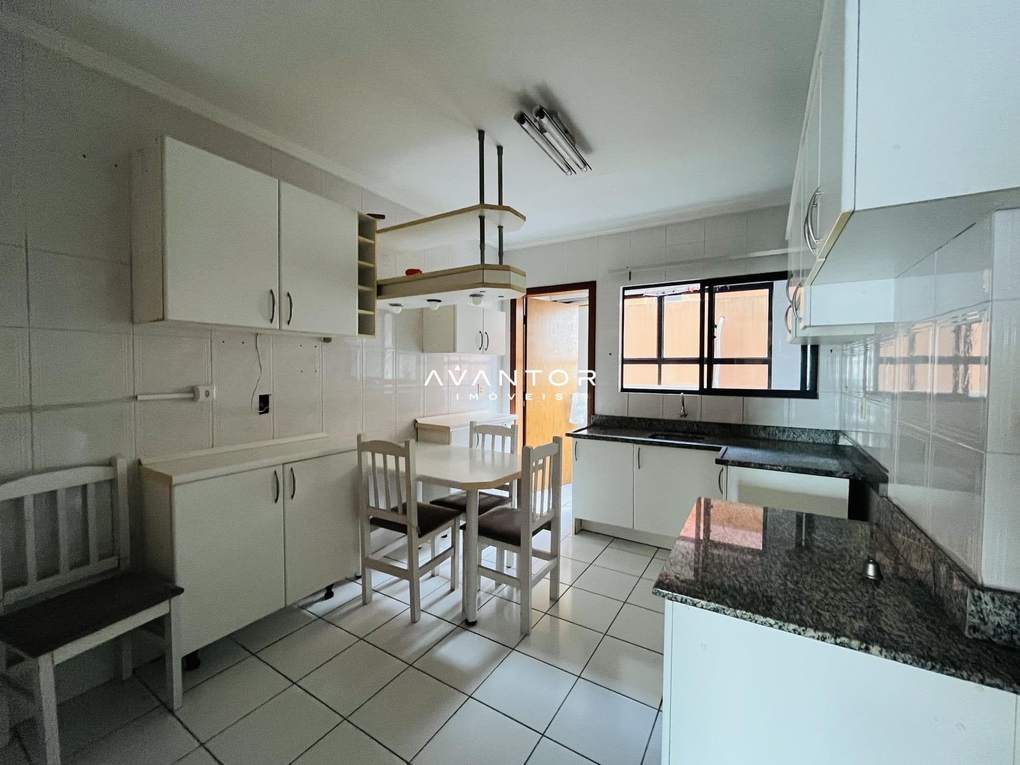 Apartamento com 3 quartos à venda no Edifício Nashville, em Centro, Santa Maria/RS — foto 2 de 13