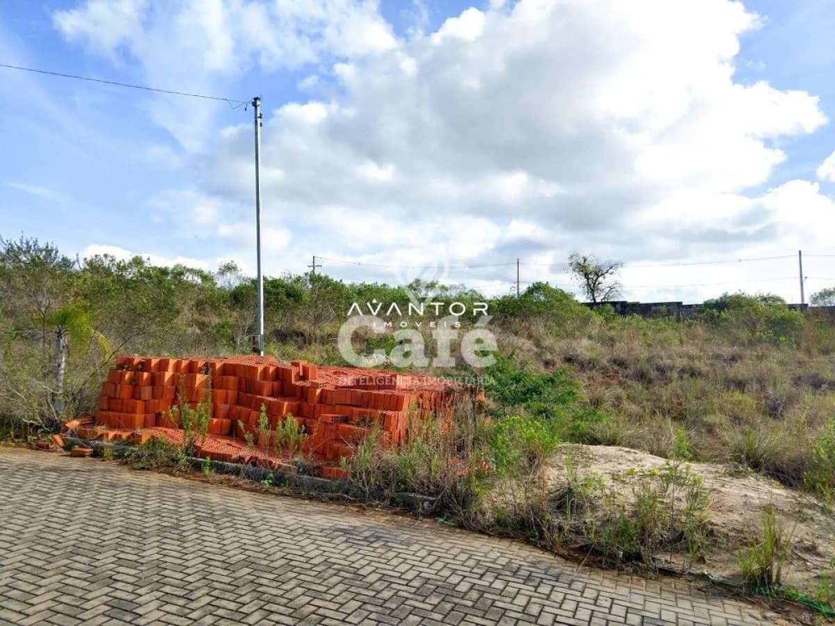 Terreno com medidas 15x30m, pronto para construir — Terreno à venda em Camobi, Santa Maria/RS
