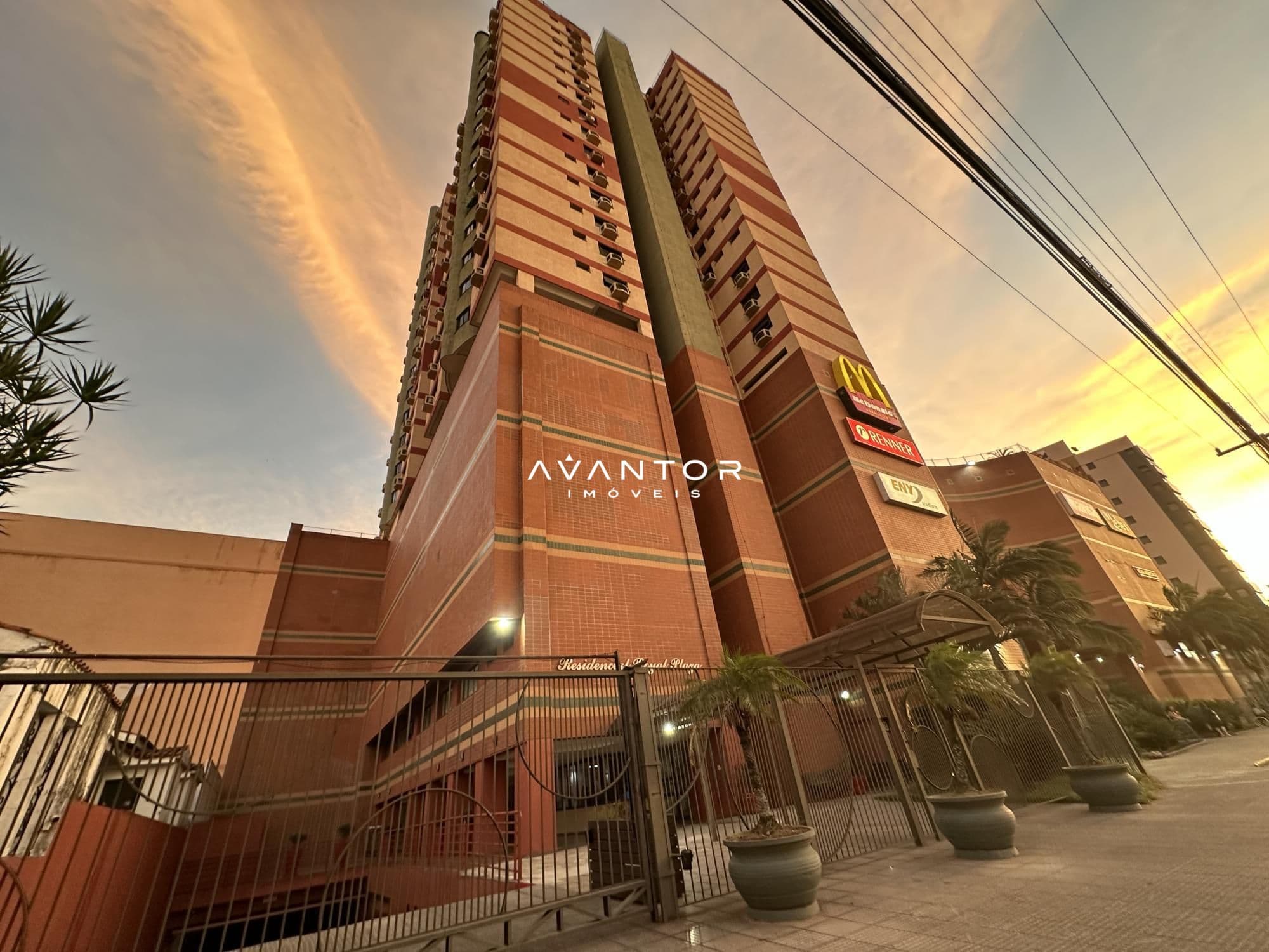 Cobertura com 3 quartos à venda no Residencial Royal Plazza, em Nossa Senhora das Dores, Santa Maria/RS — foto 2 de 22