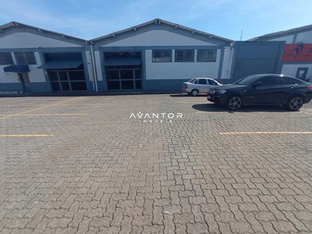 Pavilhão com 1 sala para alugar em Camobi, Santa Maria/RS