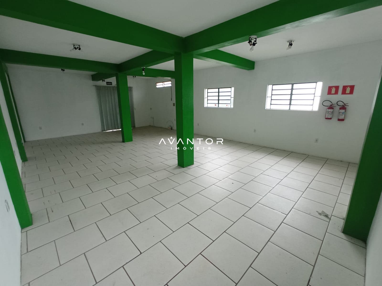 Casa Comercial com 4 salas à venda em Patronato, Santa Maria/RS — foto 4 de 20