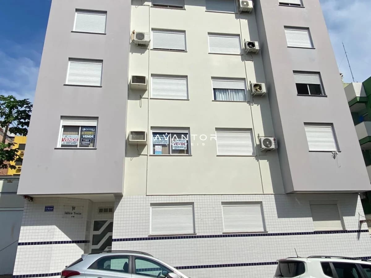 Fachada do prédio com apartamentos — Apartamento com 2 quartos à venda em Menino Jesus, Santa Maria/RS
