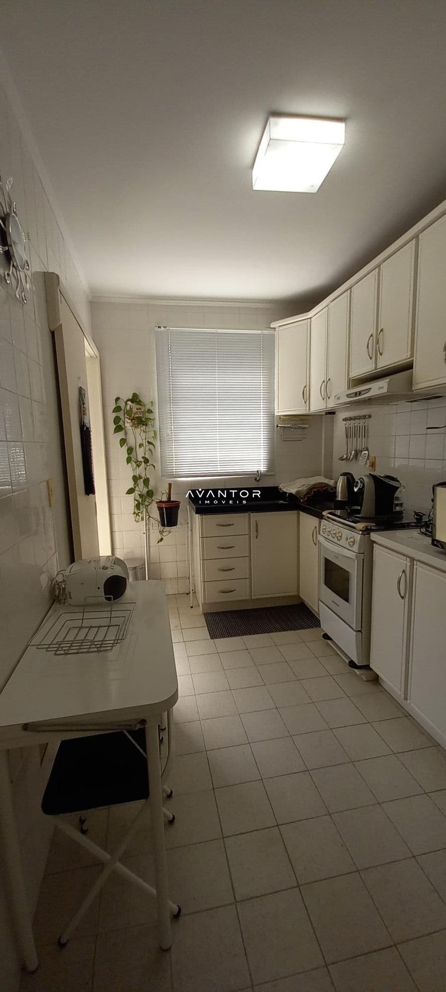 Cozinha — Apartamento com 2 quartos à venda no Edifício Gemini, em Nossa Senhora de Lourdes, Santa Maria/RS