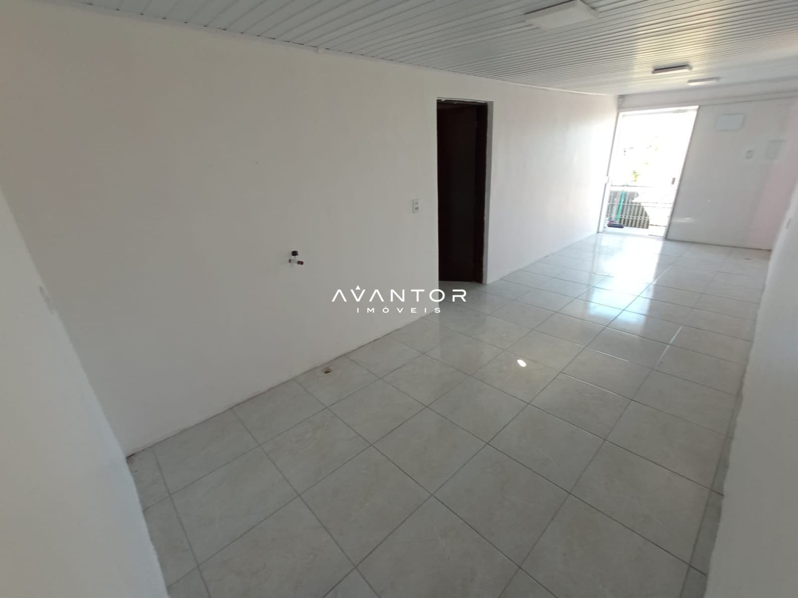 Sala Comercial com 1 sala para alugar em Juscelino Kubitschek, Santa Maria/RS — foto 2 de 4