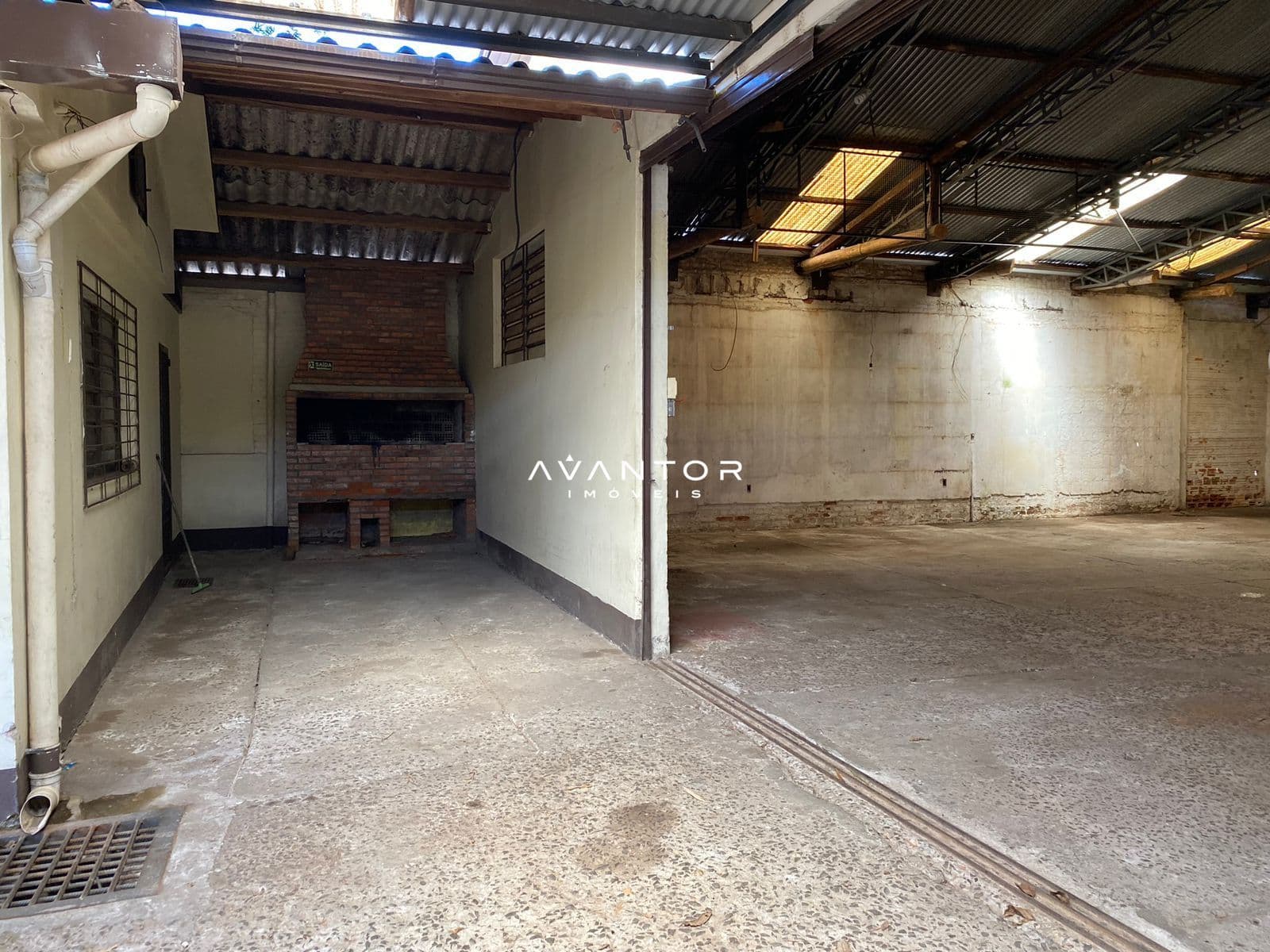 Casa Comercial com 4 salas à venda em Nossa Senhora de Lourdes, Santa Maria/RS — foto 18 de 23