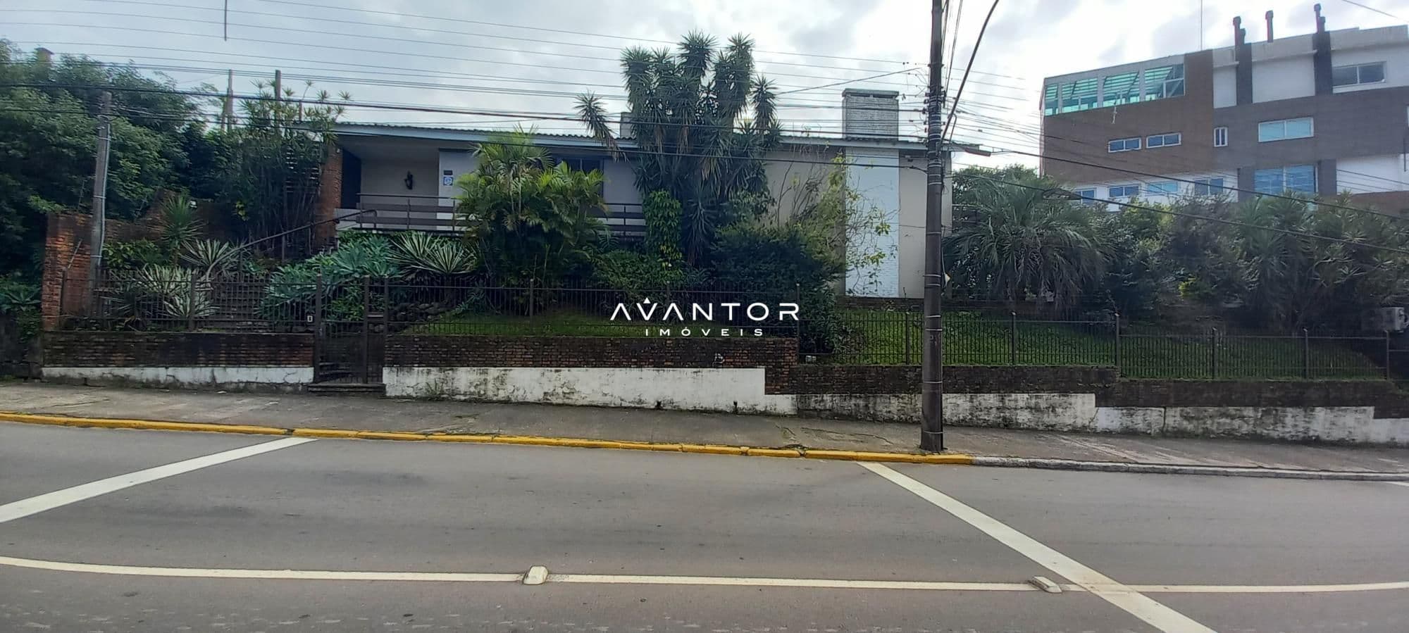 Casa com 4 quartos à venda em Patronato, Santa Maria/RS