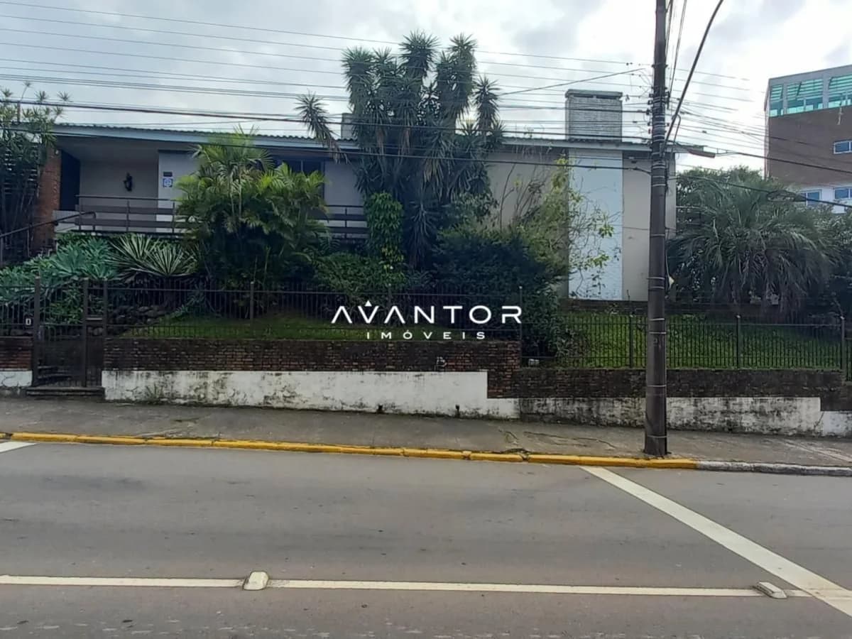 Casa com 4 quartos à venda em Patronato, Santa Maria/RS