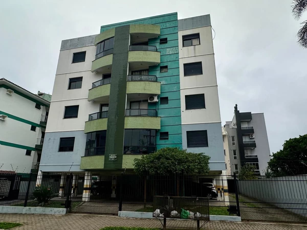 Apartamento Em Camobi Semi Mobiliado De 2 Dormitórios — Edifício Trento, Camobi, Santa Maria/RS