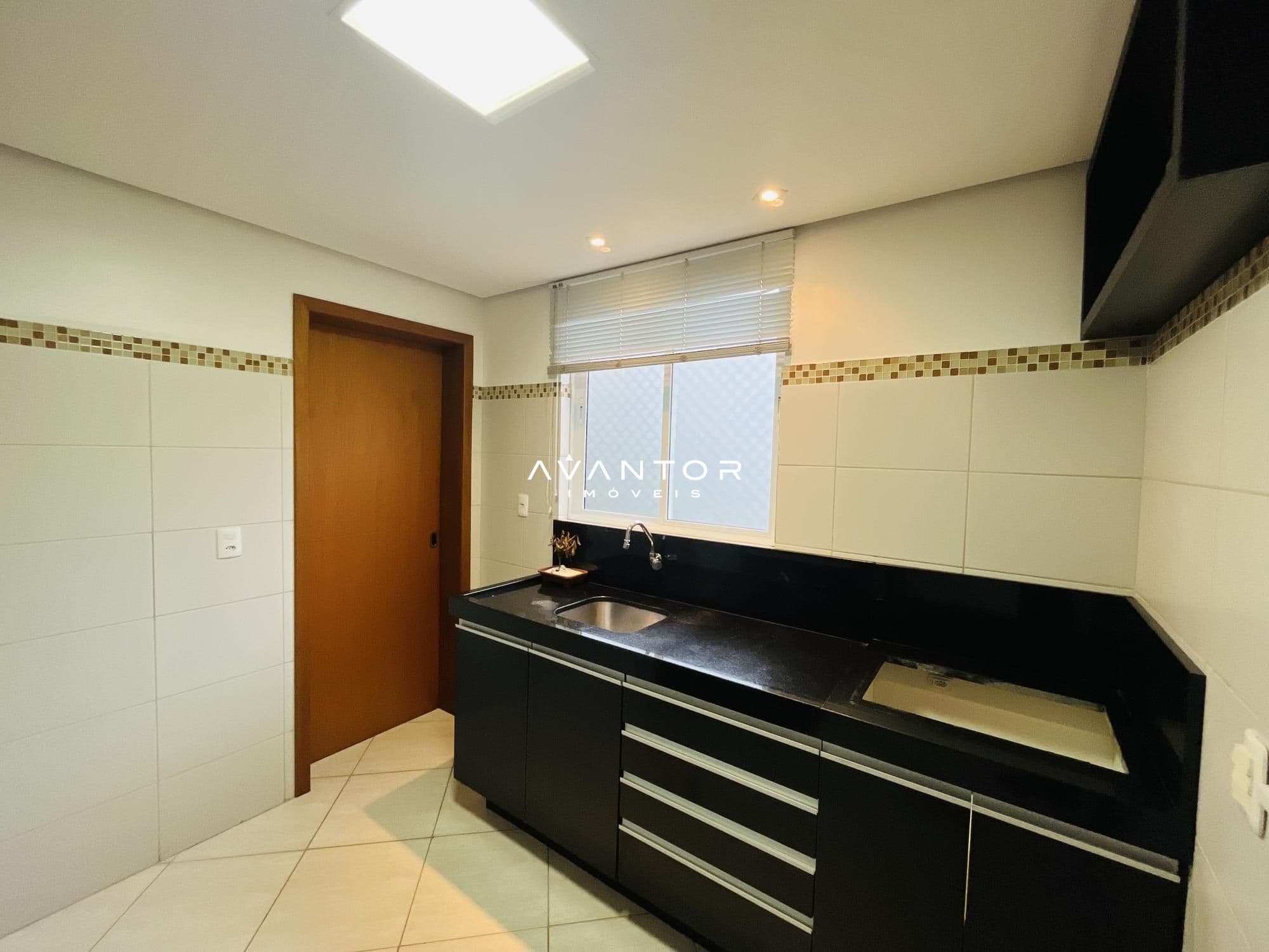 Apartamento com 2 quartos à venda no Edifício Dona Luiza, em Nossa Senhora do Rosário, Santa Maria/RS — foto 3 de 9