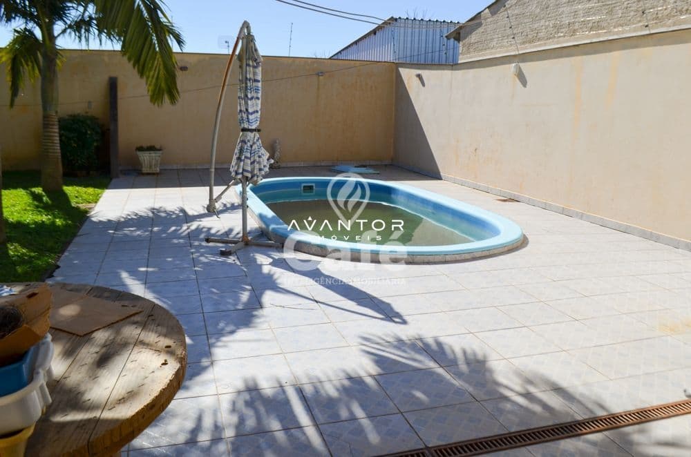 Piscina — Casa com 3 quartos à venda em Lorenzi, Santa Maria/RS