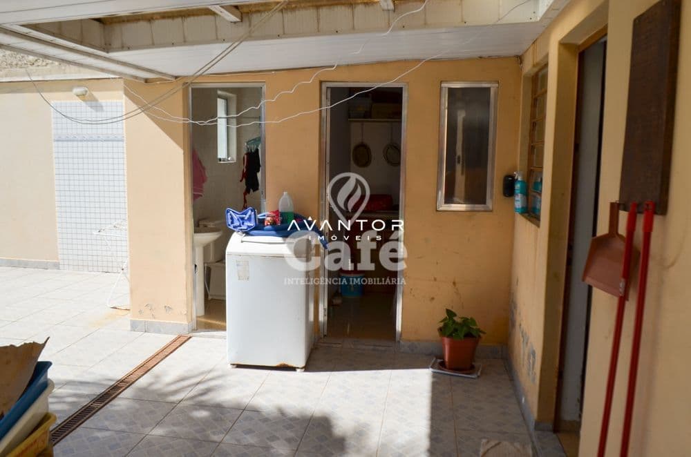 Bwc de apoio e lavanderia — Casa com 3 quartos à venda em Lorenzi, Santa Maria/RS