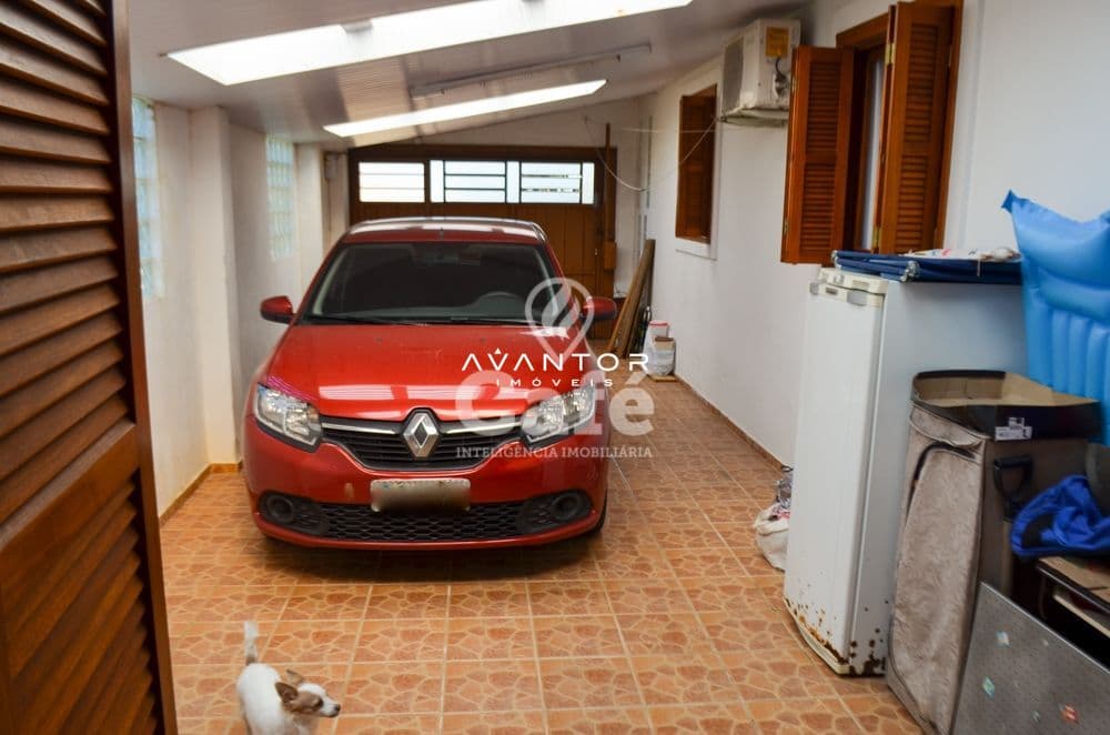 Garagem — Casa com 3 quartos à venda em Lorenzi, Santa Maria/RS