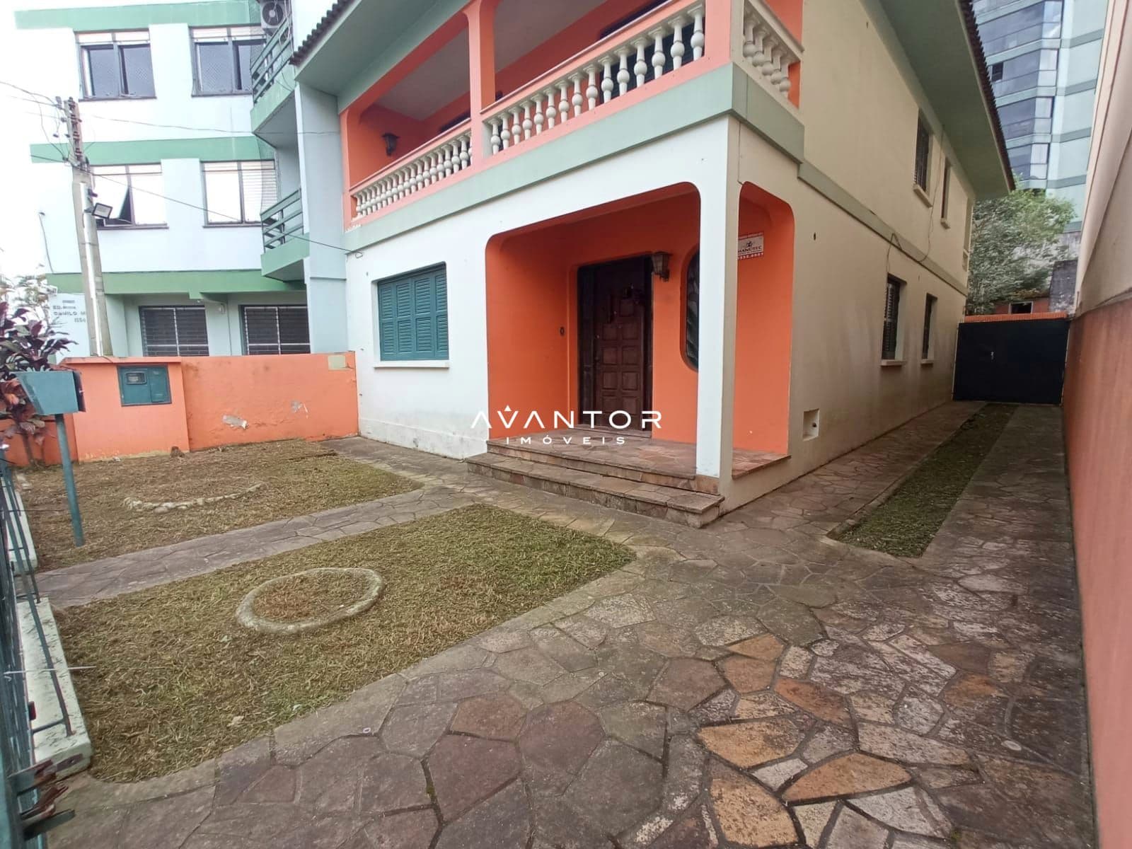 Casa com 4 quartos à venda em Nossa Senhora de Fátima, Santa Maria/RS — foto 3 de 38