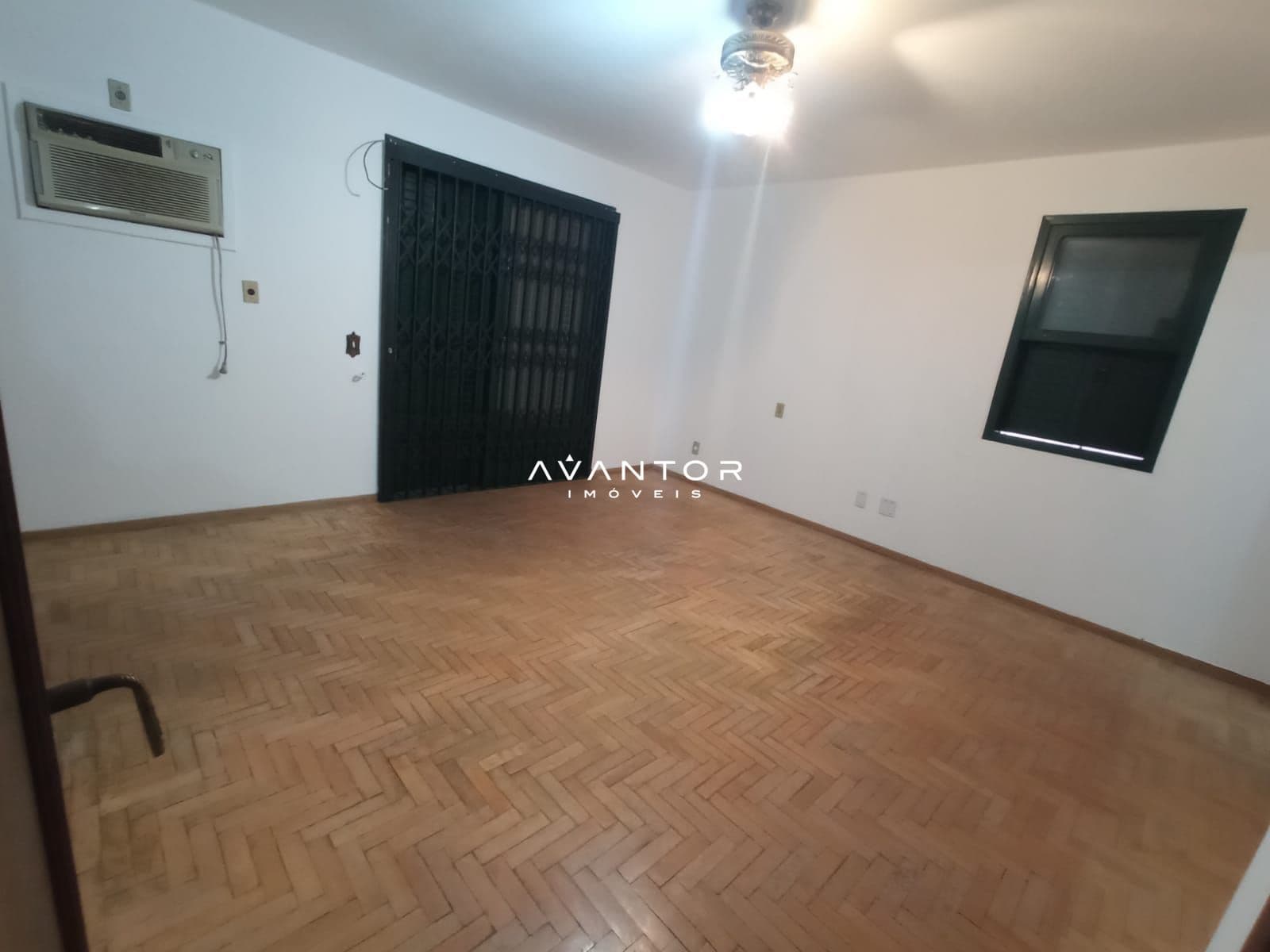 Casa com 4 quartos à venda em Nossa Senhora de Fátima, Santa Maria/RS — foto 20 de 38