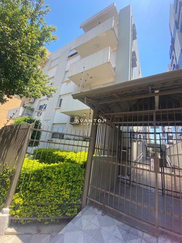 Fachada do prédio com portão de entrada — Apartamento com 3 quartos à venda no Edifício Rembrandt, em Centro, Santa Maria/RS