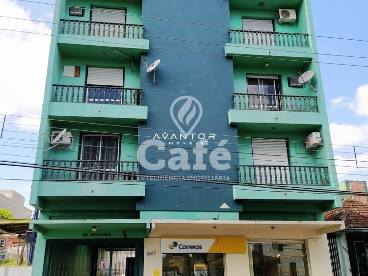 Fachada do prédio com sacadas — Apartamento com 1 quarto à venda em Nossa Senhora de Fátima, Santa Maria/RS