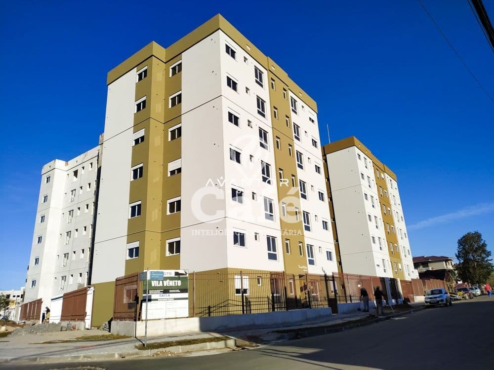 Fachada do prédio com cores contrastantes — Apartamento com 2 quartos à venda em Camobi, Santa Maria/RS