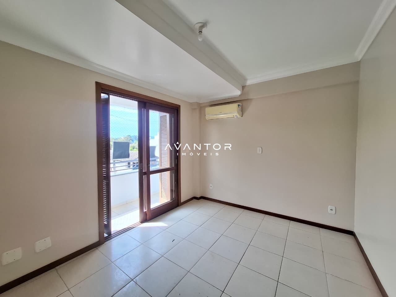 Apartamento com 2 quartos à venda no Edifício Residencial Tanisa II, em Camobi, Santa Maria/RS — foto 12 de 23