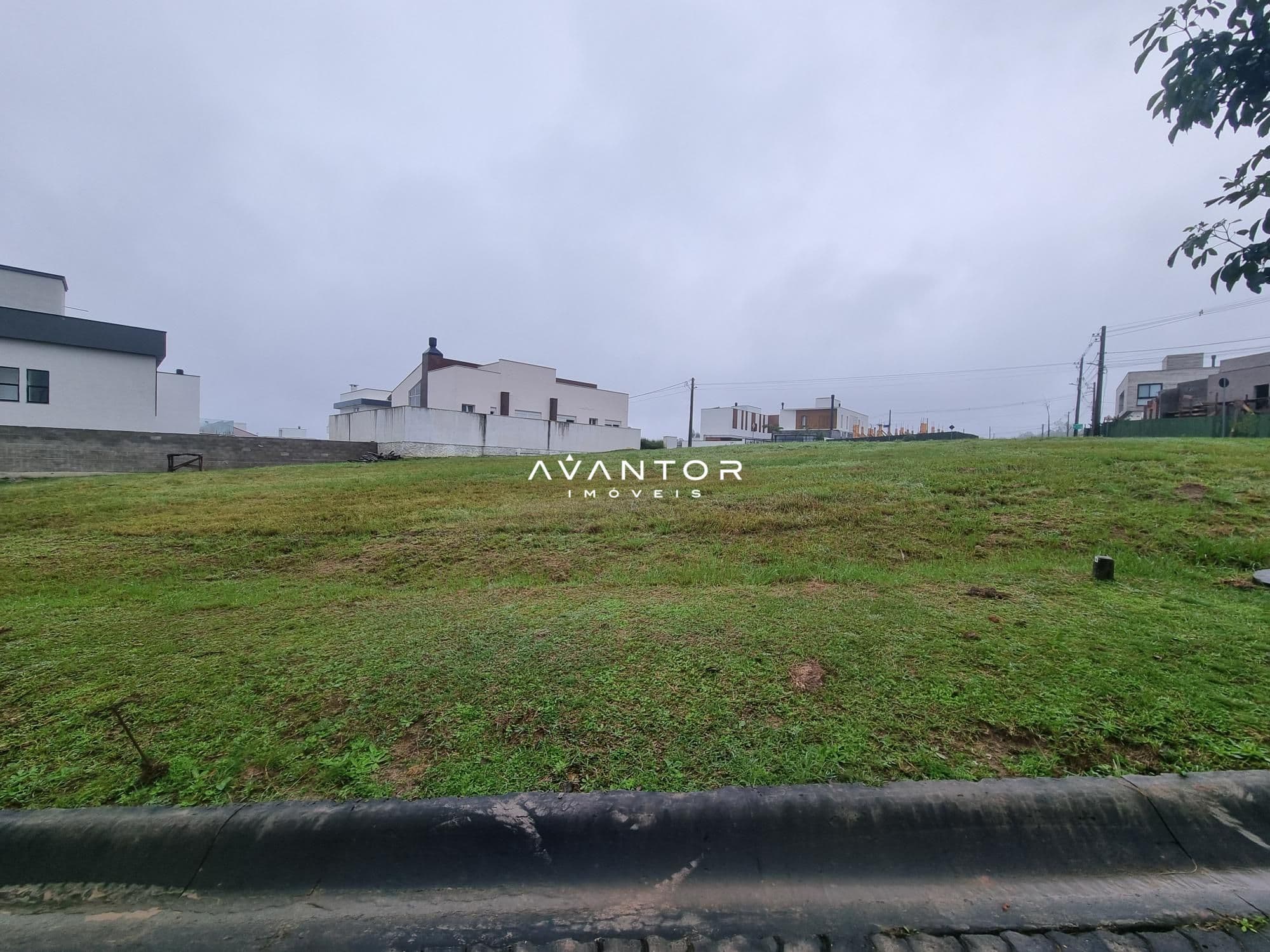 Terreno à venda no Residencial Real Park, em Tomazetti, Santa Maria/RS — foto 4 de 5