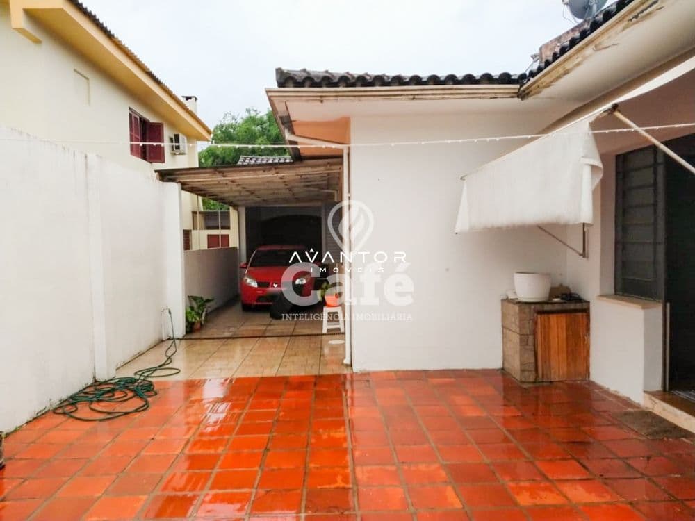 Casa 3 dormitórios + dependência de empregada, Nossa Sra. de Lourdes — Casa com 4 quartos à venda em Nossa Senhora de Lourdes, Santa Maria/RS
